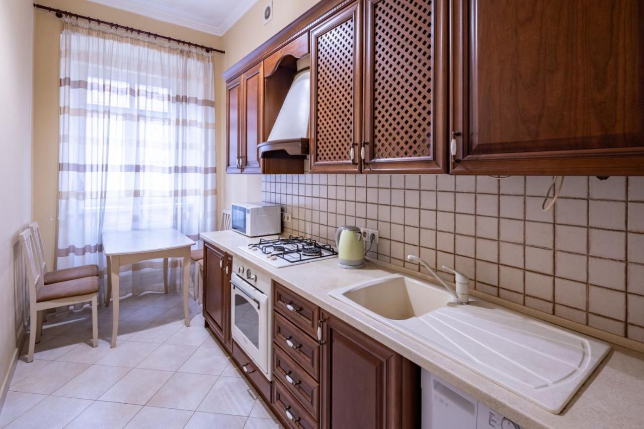Romari Сербська 9 Apartment Лвив Екстериор снимка